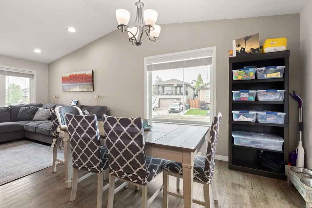 28 Ranchview Way NE Medicine Hat AB T1C 0G3