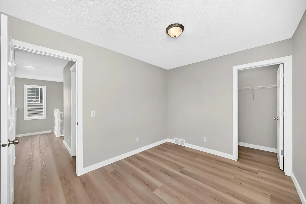 12915 Coventry Hills Way NE Calgary AB T3K 5L4