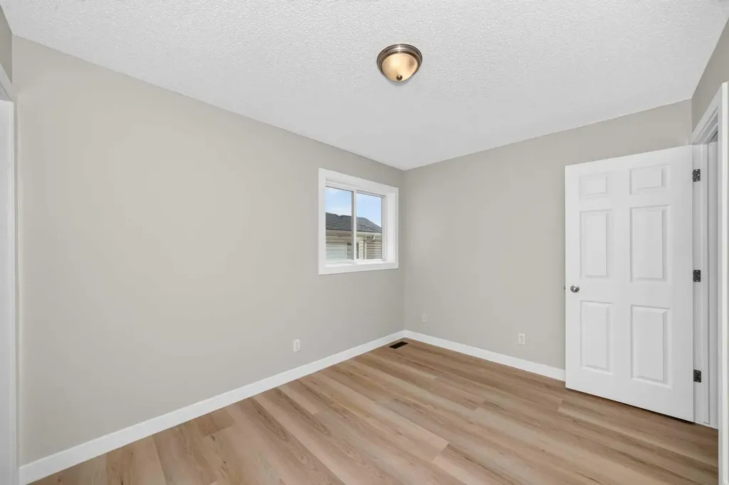 12915 Coventry Hills Way NE Calgary AB T3K 5L4