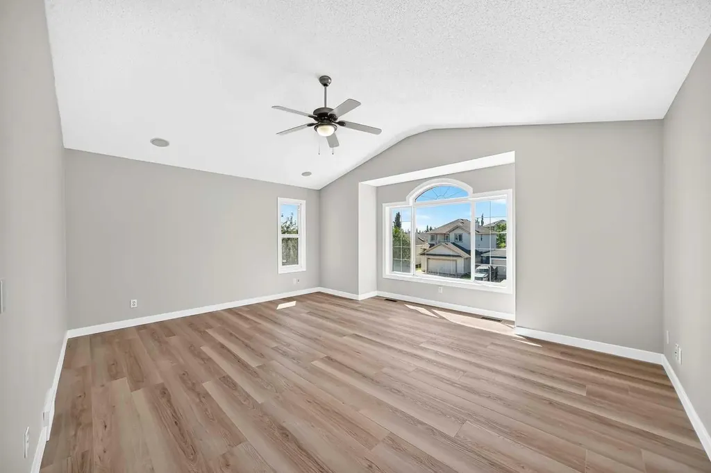12915 Coventry Hills Way NE Calgary AB T3K 5L4