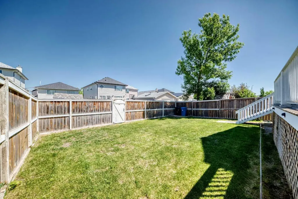 12915 Coventry Hills Way NE Calgary AB T3K 5L4