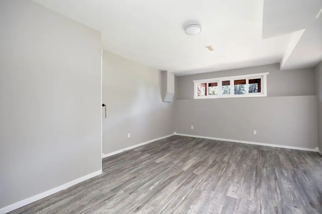 185 Eymundson Road Fort Mcmurray AB T9H 4A4