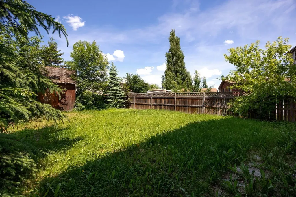 185 Eymundson Road Fort Mcmurray AB T9H 4A4