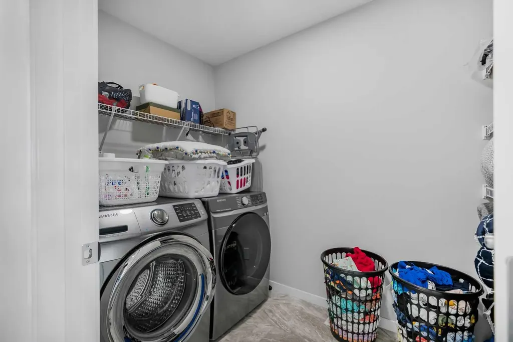 35 Howse Manor NE Calgary AB T3P 0X2
