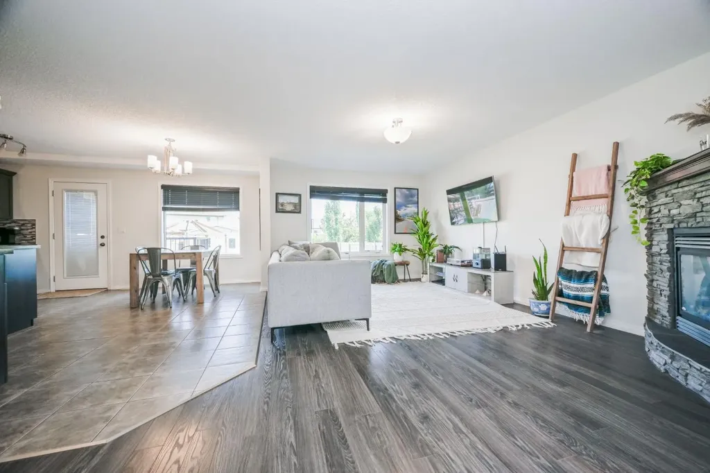 8530 102 Avenue Grande Prairie AB T8X0B5