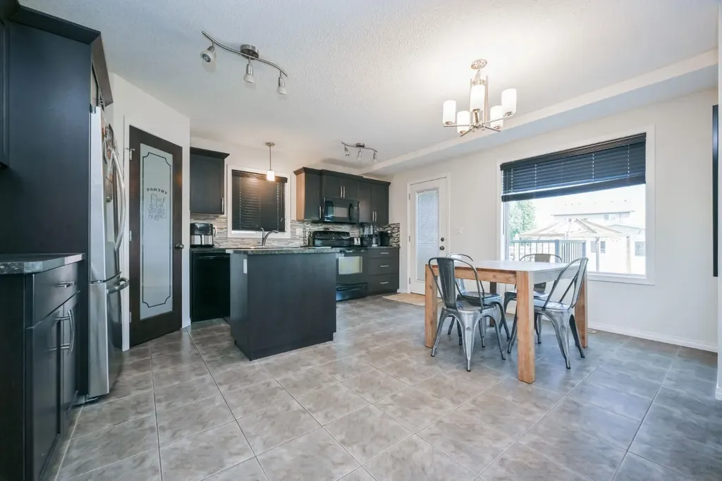8530 102 Avenue Grande Prairie AB T8X0B5