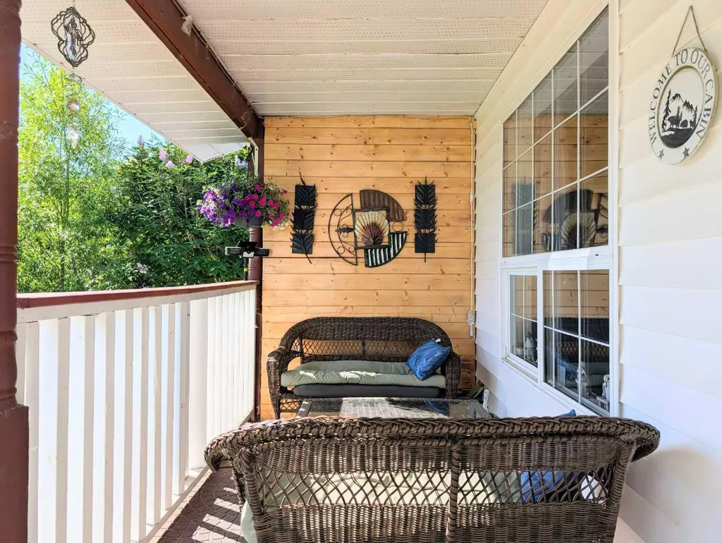 10428 Township Road 735 Rural Big Lakes County AB T0G1K0