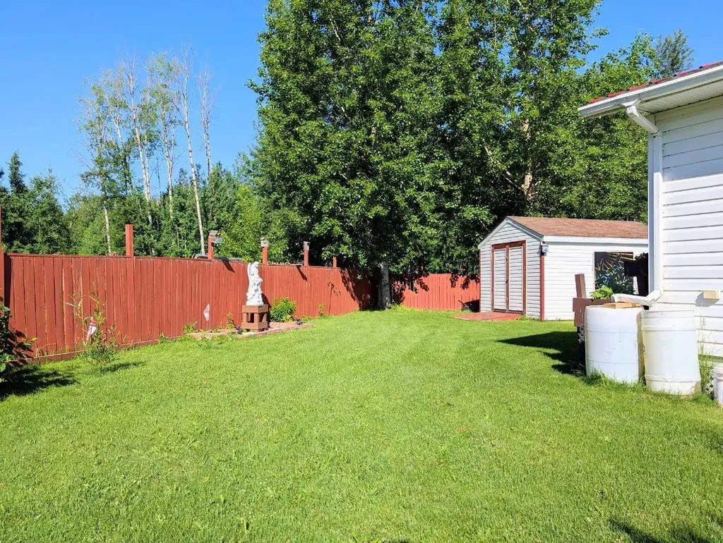 10428 Township Road 735 Rural Big Lakes County AB T0G1K0