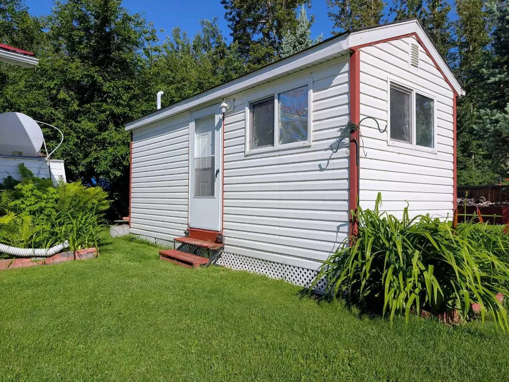 10428 Township Road 735 Rural Big Lakes County AB T0G1K0