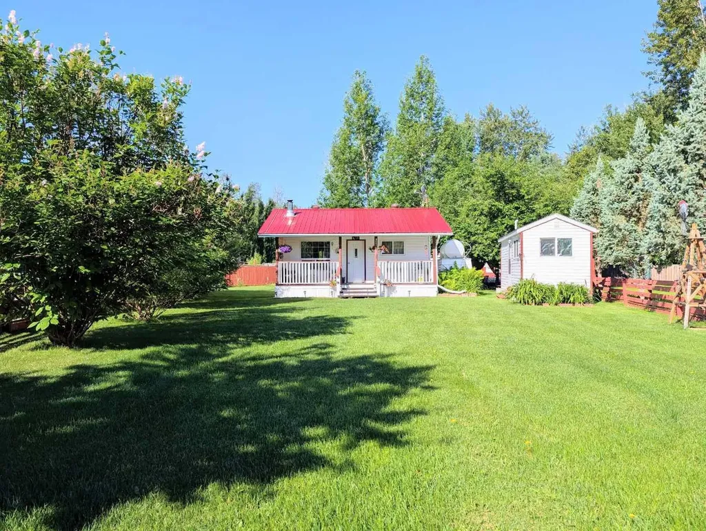 10428 Township Road 735 Rural Big Lakes County AB T0G1K0