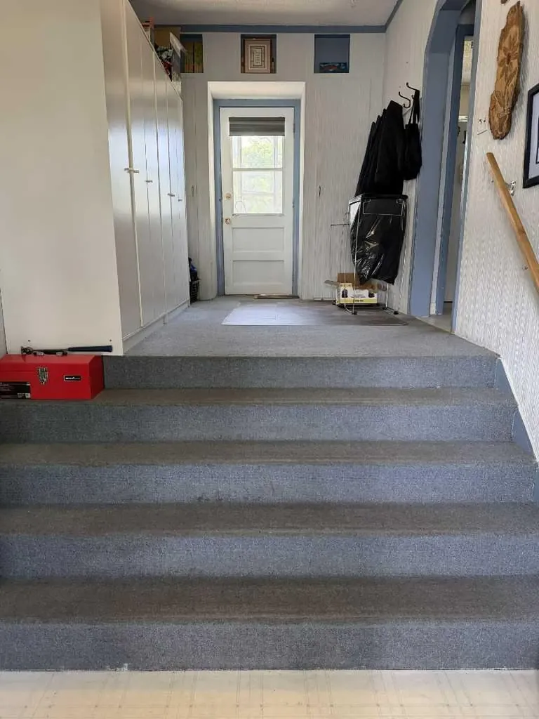 4824 52 Avenue Taber AB T1G 1H6