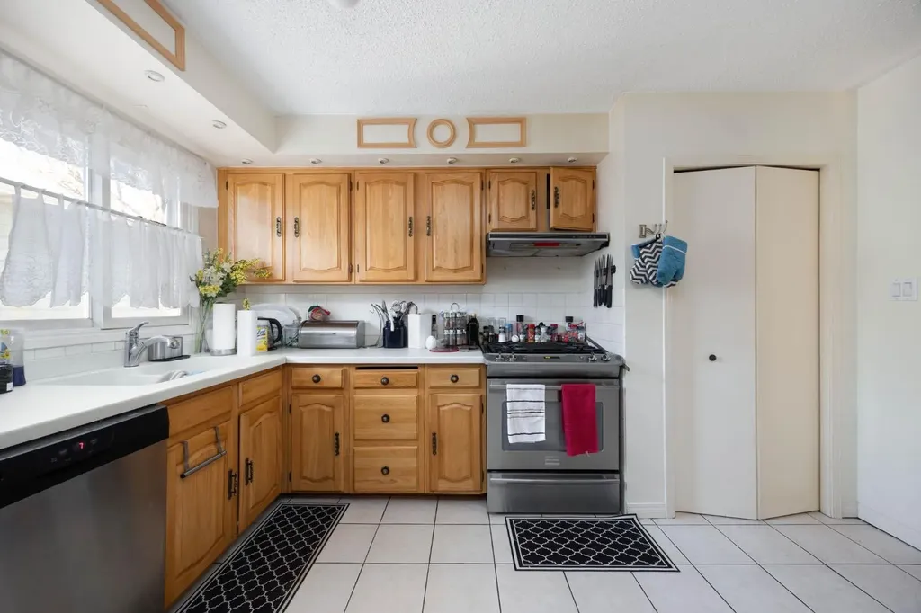 193 Eymundson Road Fort Mcmurray AB T9H4N1