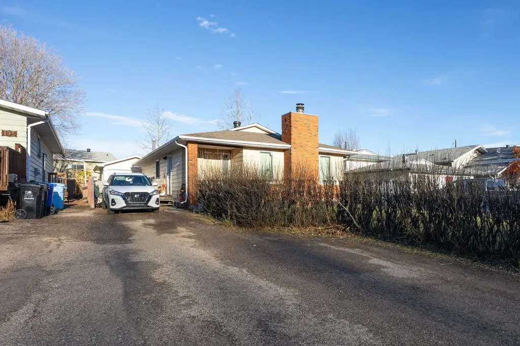 193 Eymundson Road Fort Mcmurray AB T9H4N1