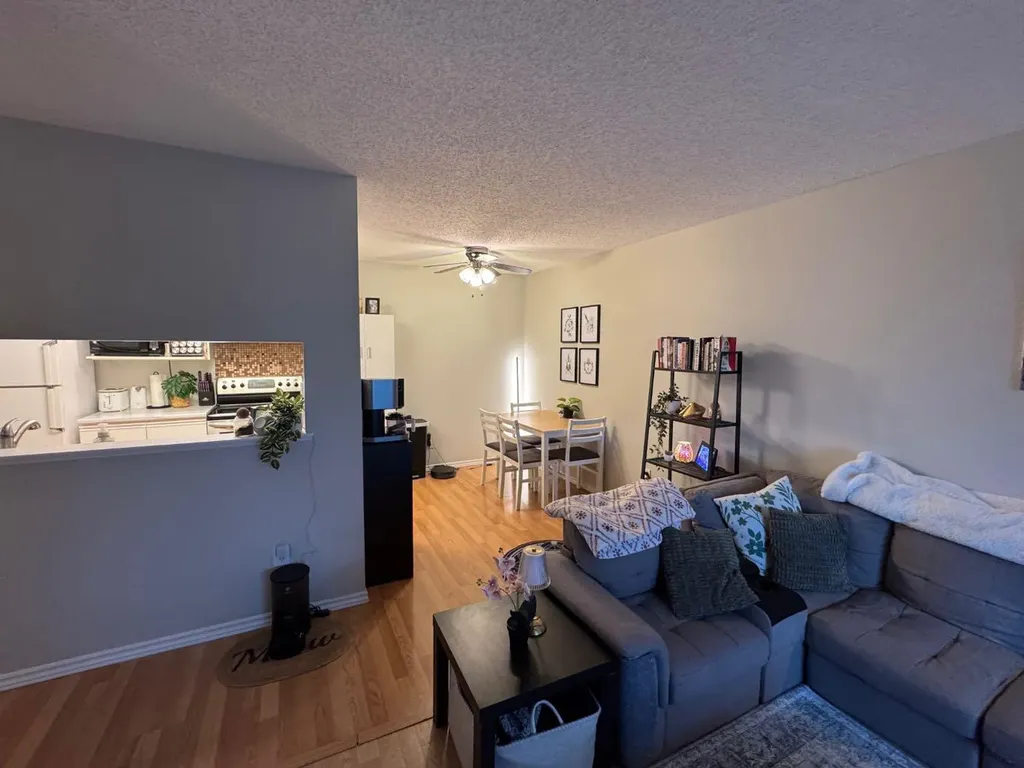 10405 99 Avenue Grande Prairie AB T8V 6Z3