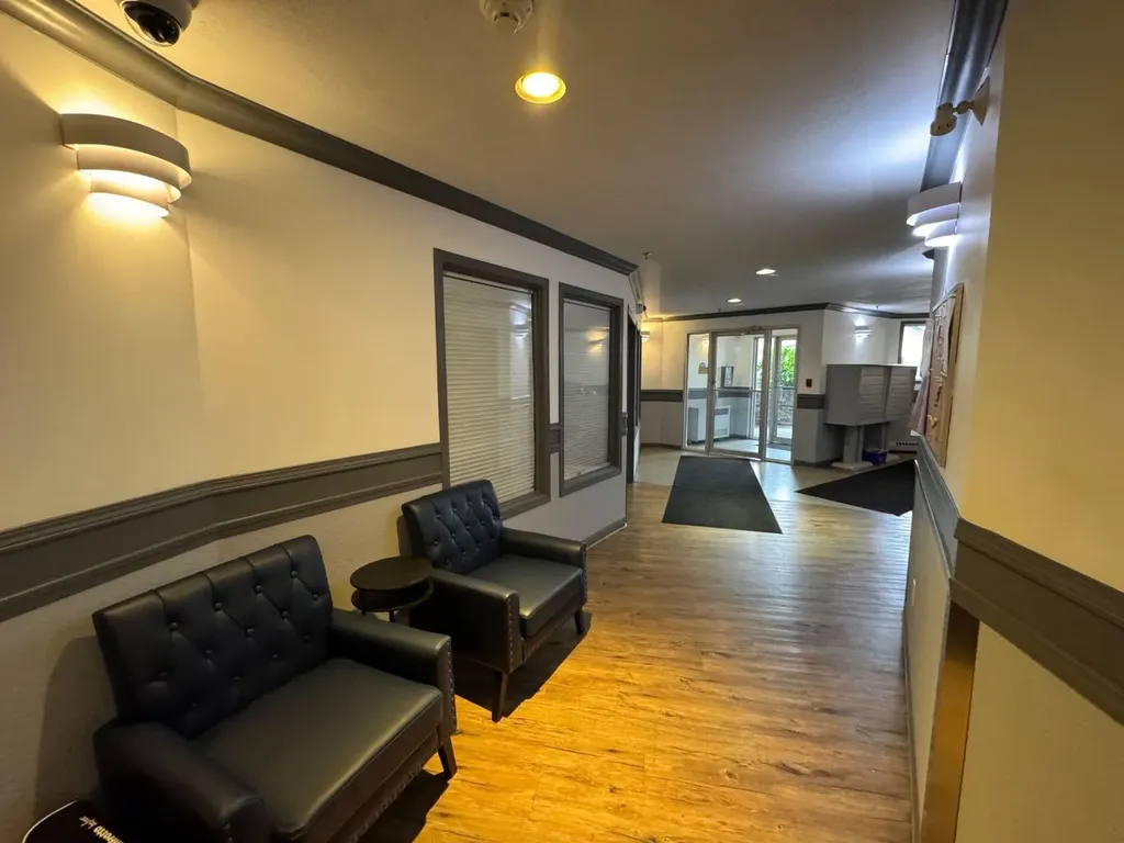 10405 99 Avenue Grande Prairie AB T8V 6Z3