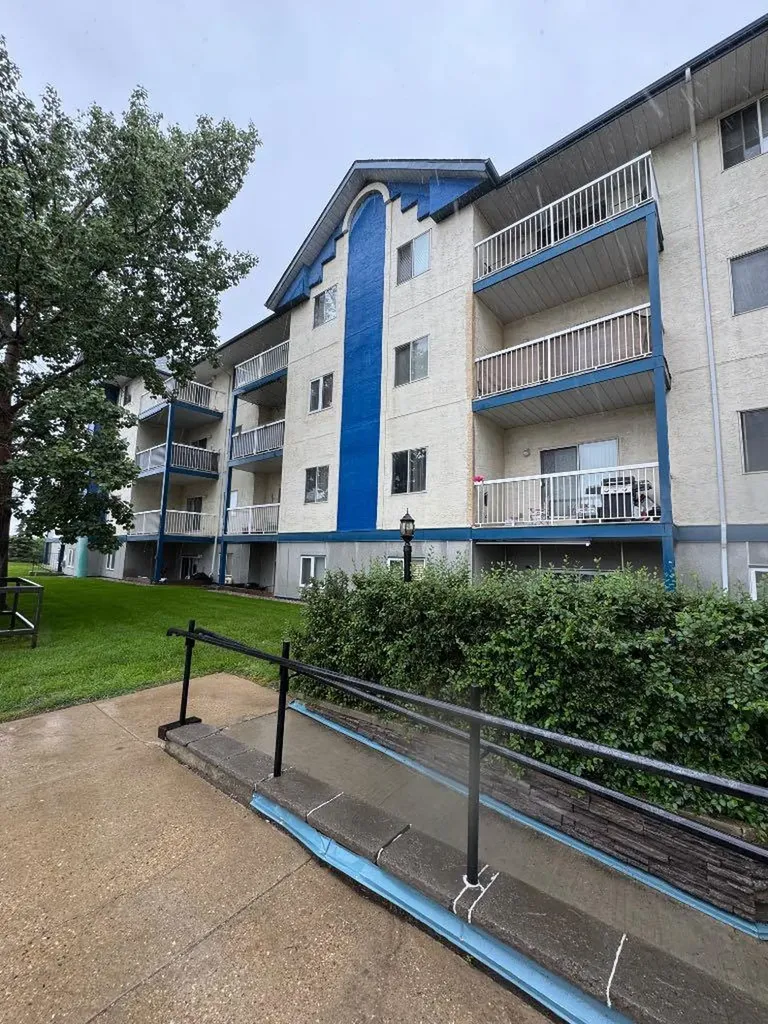 10405 99 Avenue Grande Prairie AB T8V 6Z3