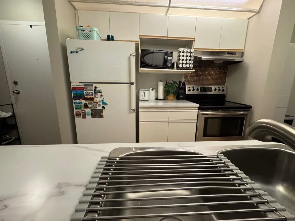 10405 99 Avenue Grande Prairie AB T8V 6Z3