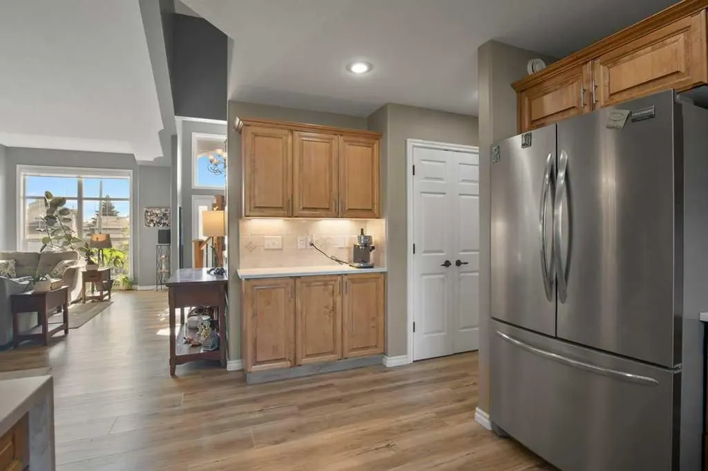 45 Firdale Court Sylvan Lake AB T4S 2M2