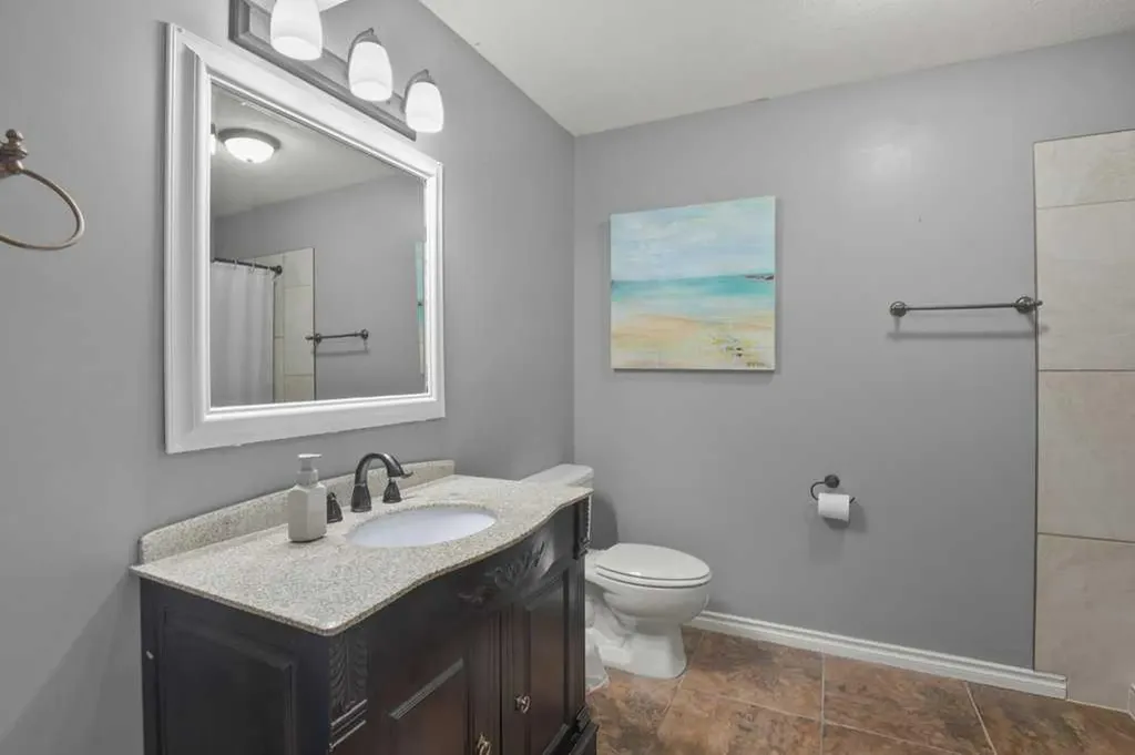 45 Firdale Court Sylvan Lake AB T4S 2M2
