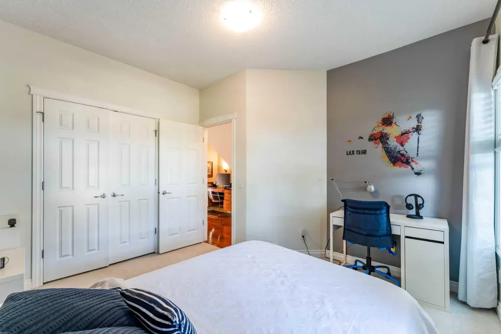 2987 Peacekeepers Way SW Calgary AB T3E 7R5