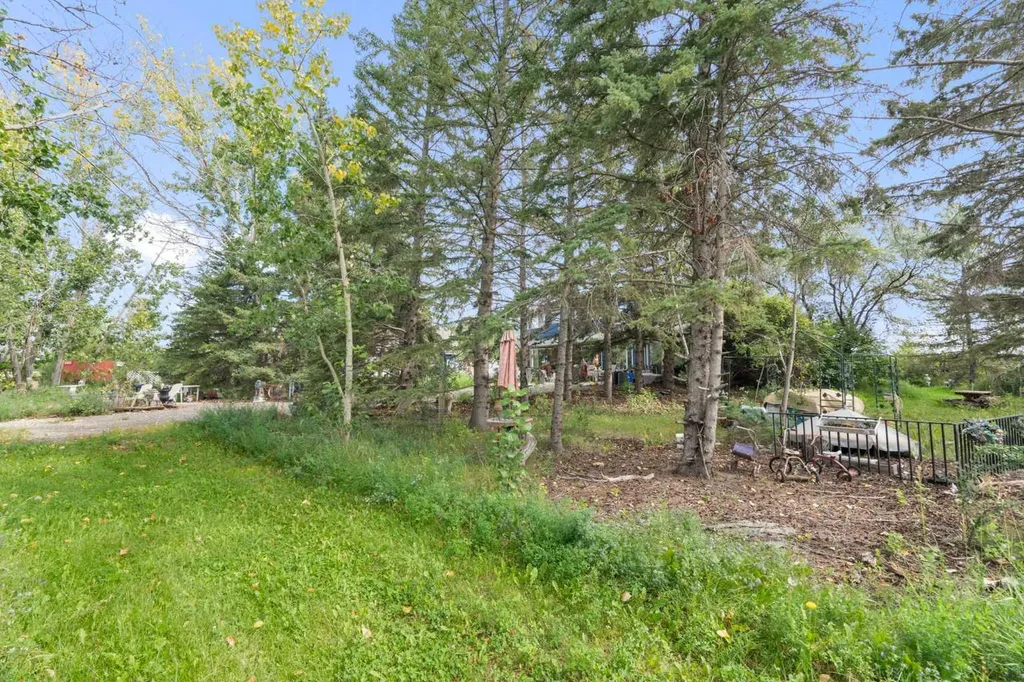 204 High Point Estates Rural Rocky View County AB T1X 2K5