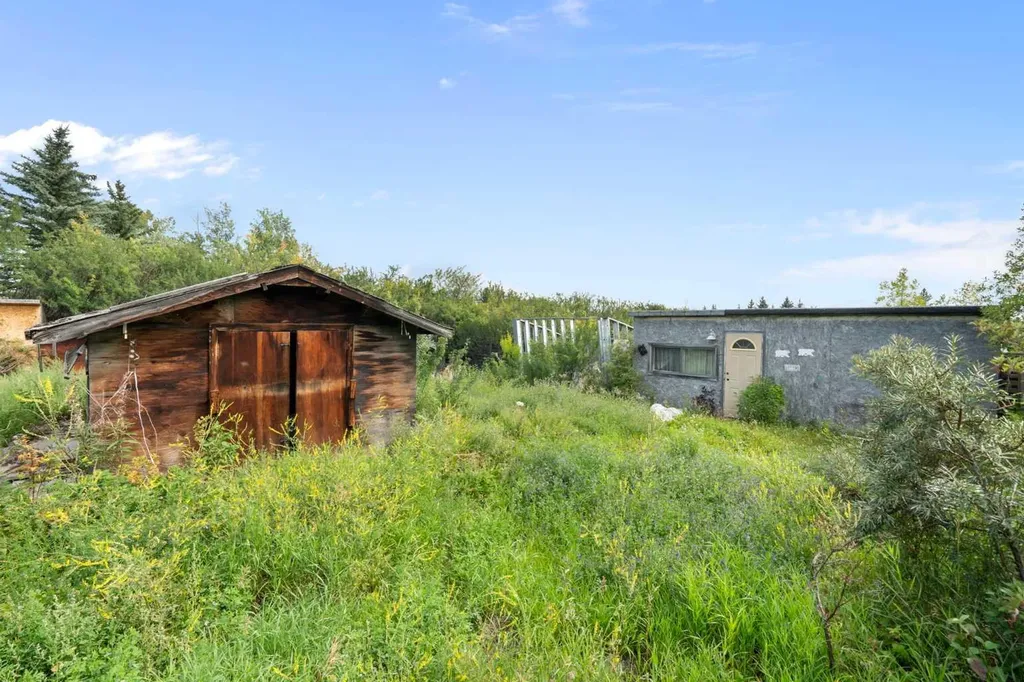 204 High Point Estates Rural Rocky View County AB T1X 2K5