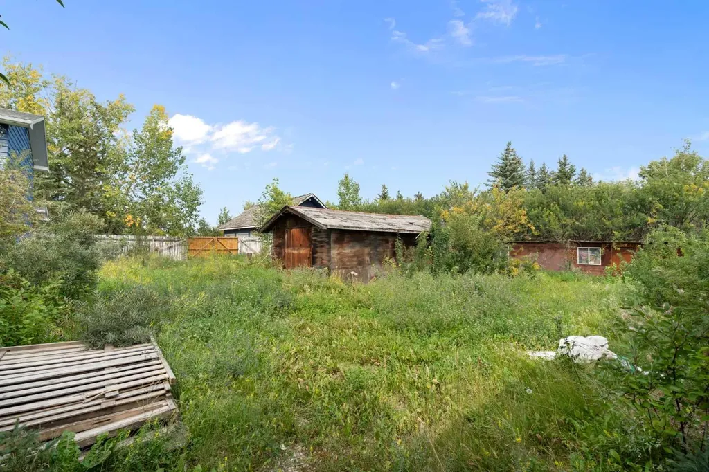 204 High Point Estates Rural Rocky View County AB T1X 2K5