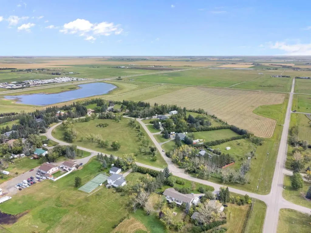 204 High Point Estates Rural Rocky View County AB T1X 2K5