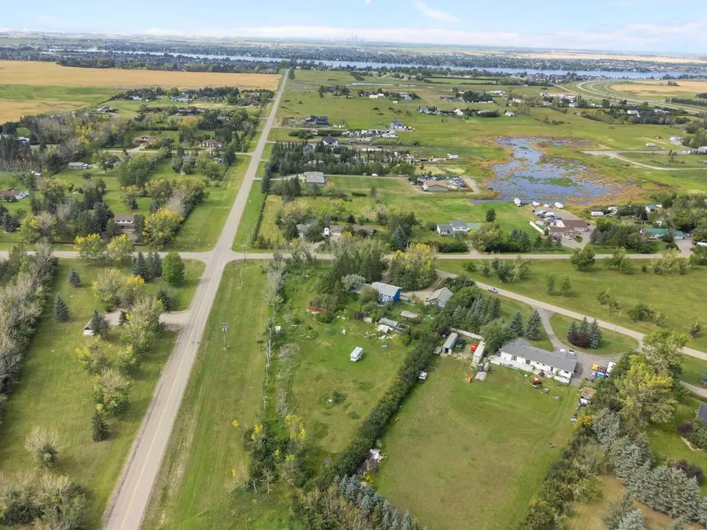 204 High Point Estates Rural Rocky View County AB T1X 2K5