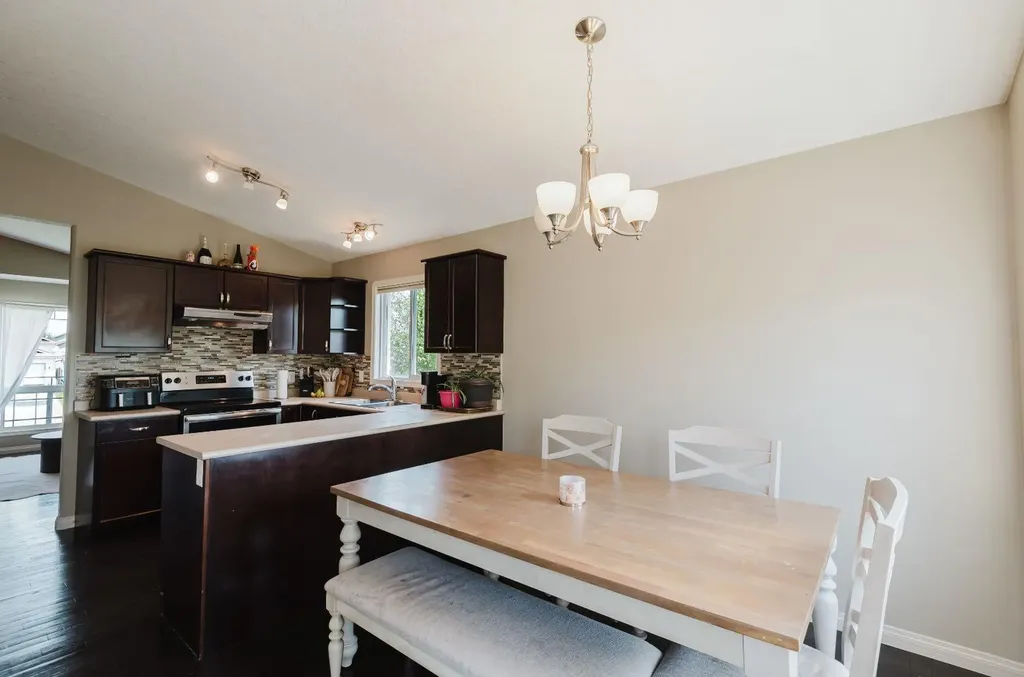 8801 72 Avenue Grande Prairie AB T8X 0E3