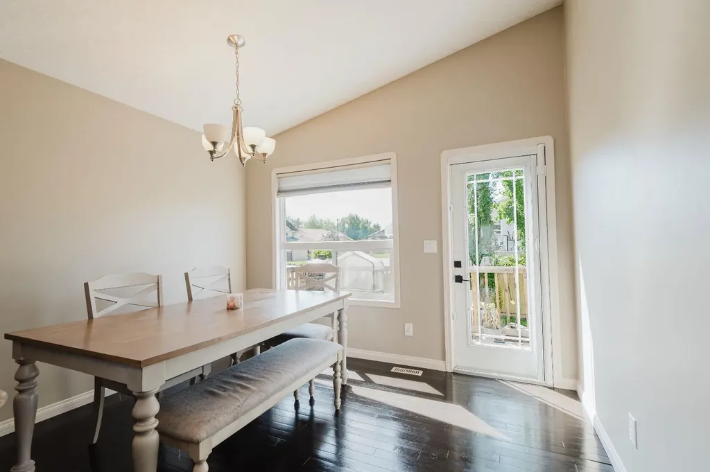 8801 72 Avenue Grande Prairie AB T8X 0E3