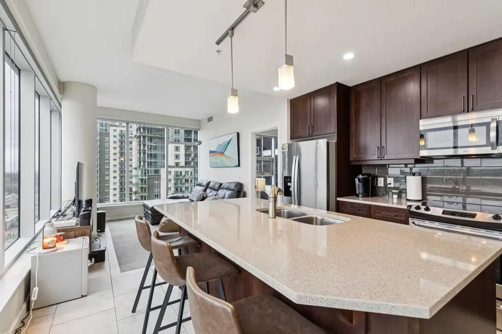 211 13 Avenue SE Calgary AB T2G 1E1