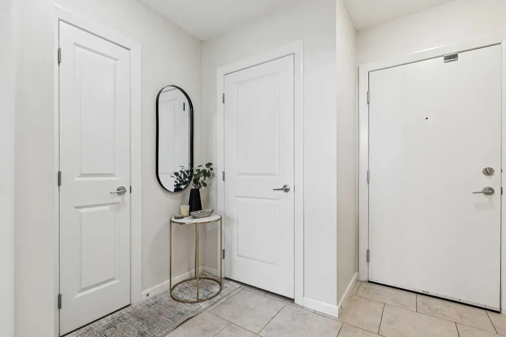 211 13 Avenue SE Calgary AB T2G 1E1