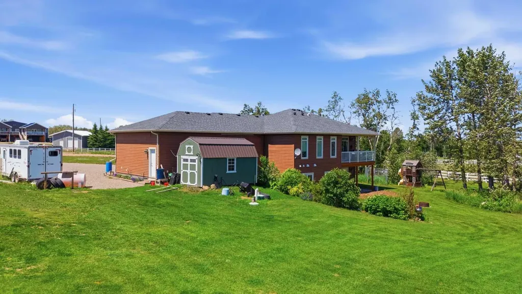 #1 Saddle Up Estates Rural Kneehill County AB T0M 2B0