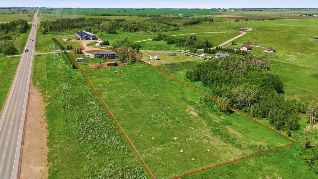 #1 Saddle Up Estates Rural Kneehill County AB T0M 2B0