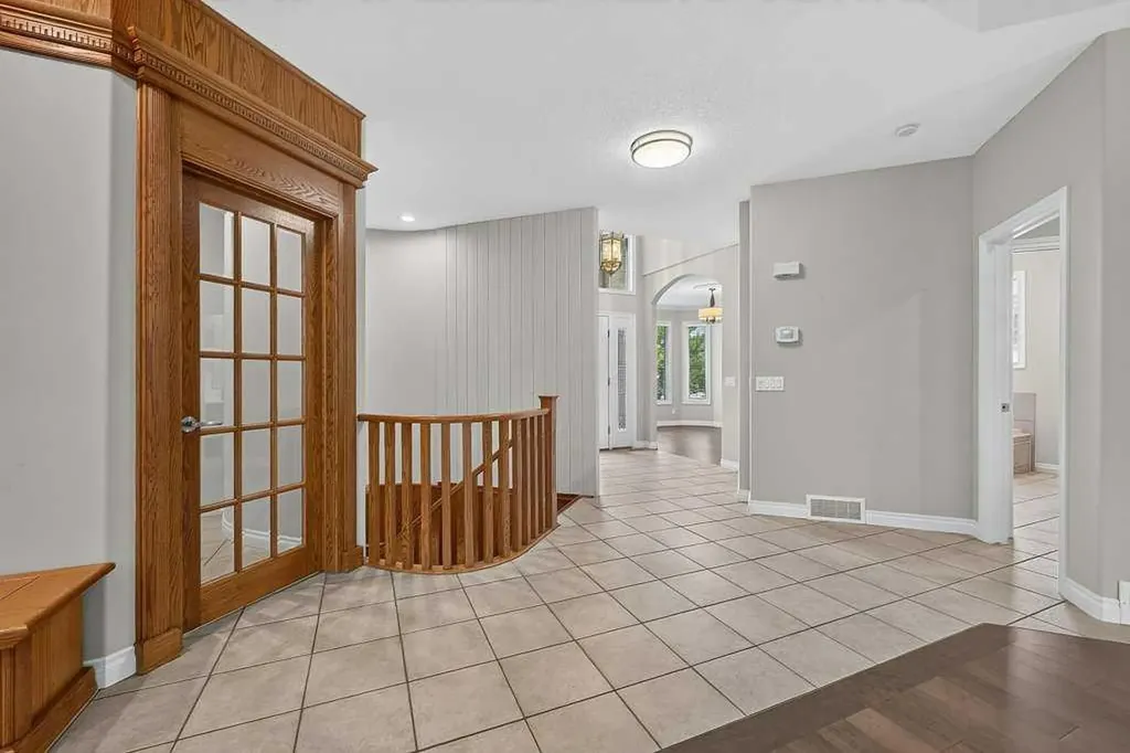 52 Sandstone Ridge Crescent Okotoks AB T1S 1P9