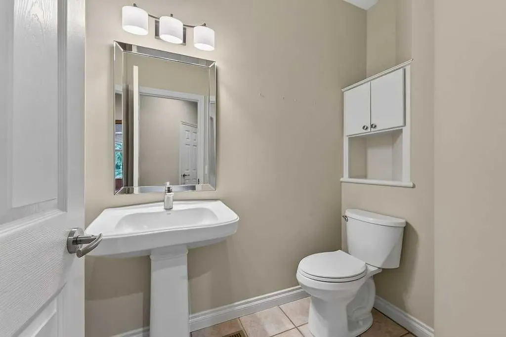 52 Sandstone Ridge Crescent Okotoks AB T1S 1P9