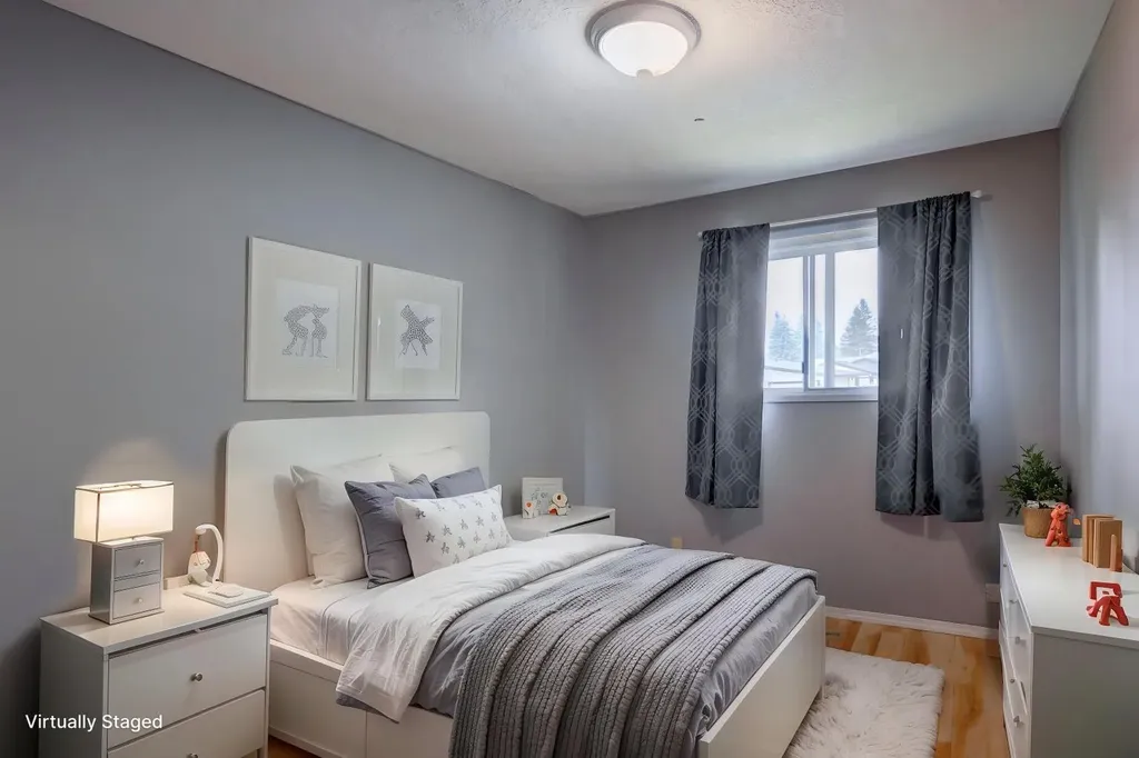 423 Queen Anne Way SE Calgary AB T2T 2N3
