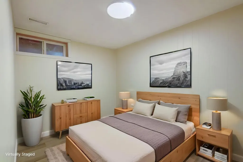 423 Queen Anne Way SE Calgary AB T2T 2N3