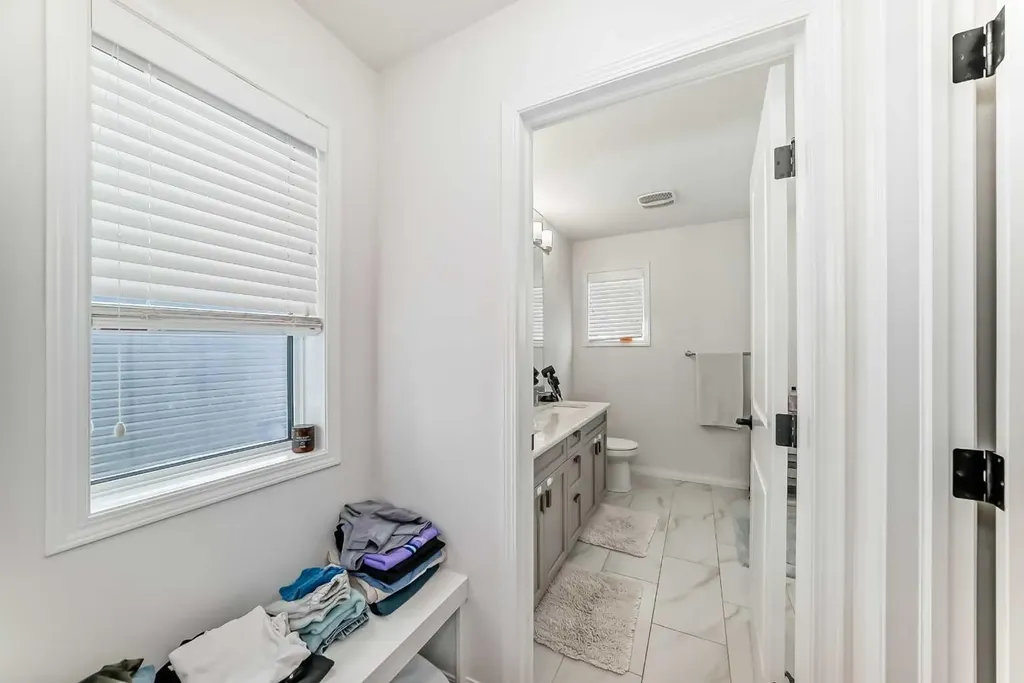 372 Carrington Way NW Calgary AB T3P0Y9