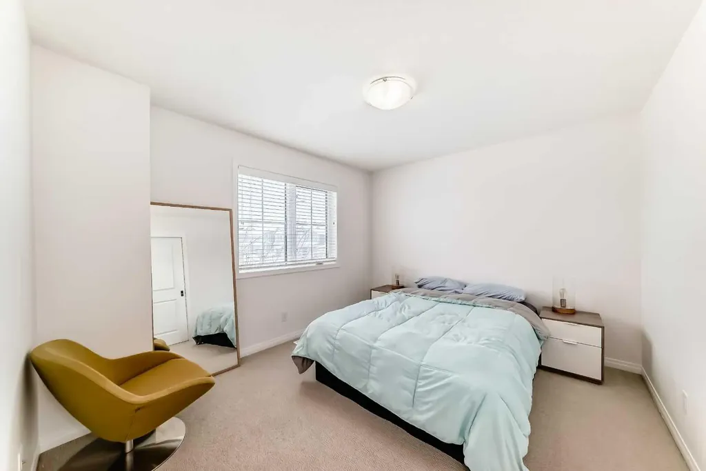 372 Carrington Way NW Calgary AB T3P0Y9