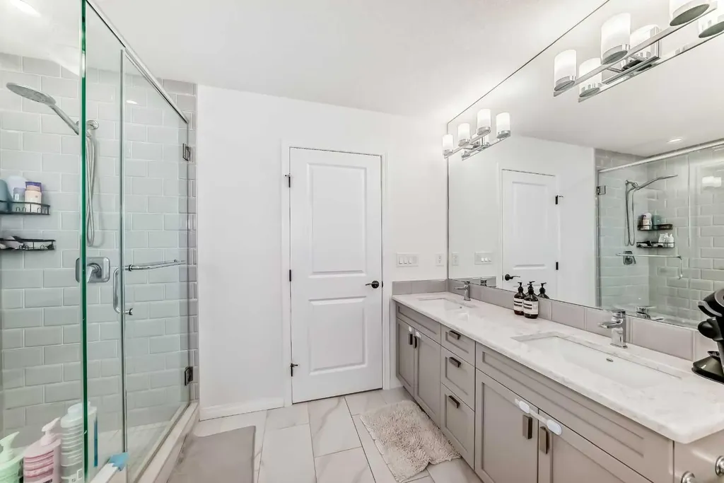 372 Carrington Way NW Calgary AB T3P0Y9