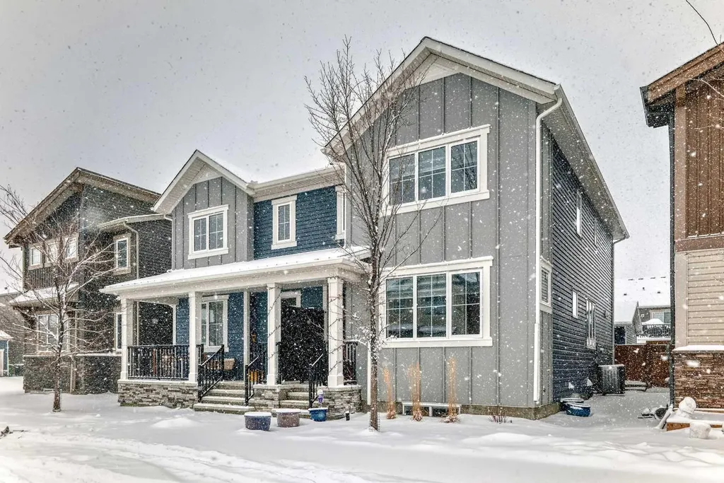 372 Carrington Way NW Calgary AB T3P0Y9