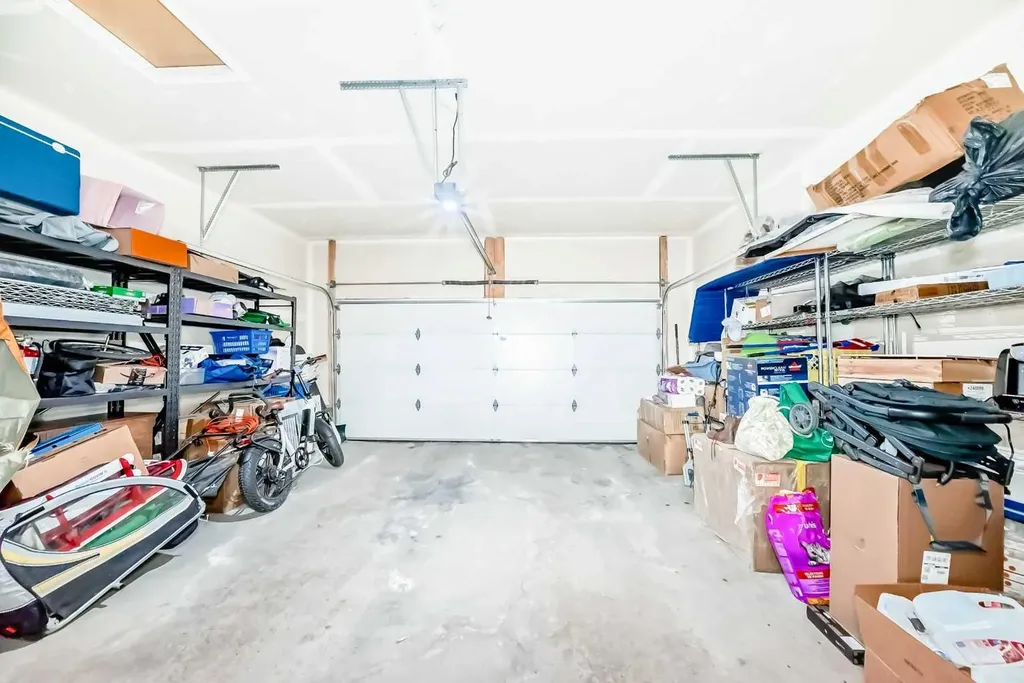 372 Carrington Way NW Calgary AB T3P0Y9