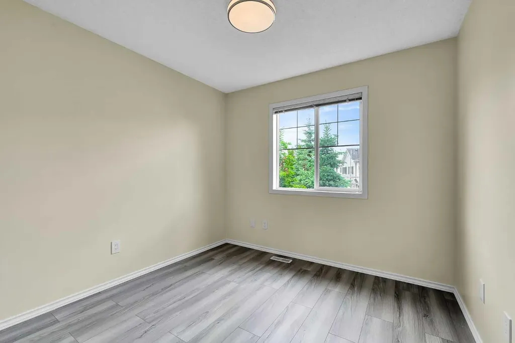 86 Country Village Gate NE Calgary AB T3K 0L5