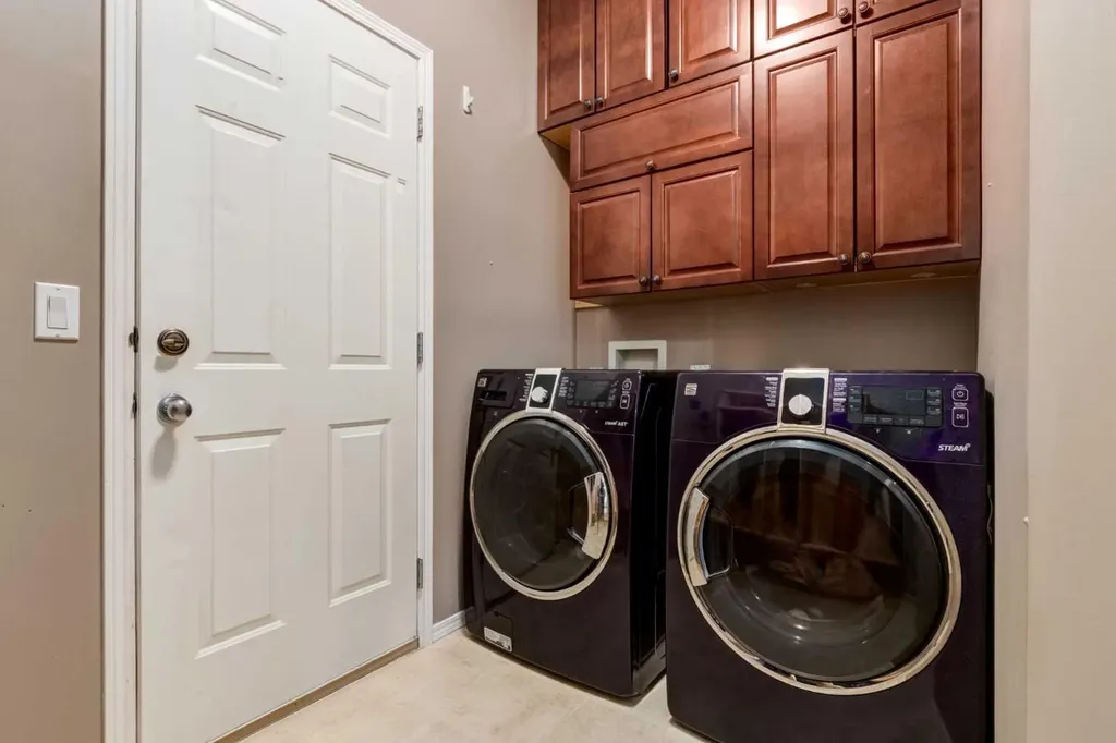 156 Tuscany Meadows Close NW Calgary AB T3M 2M9