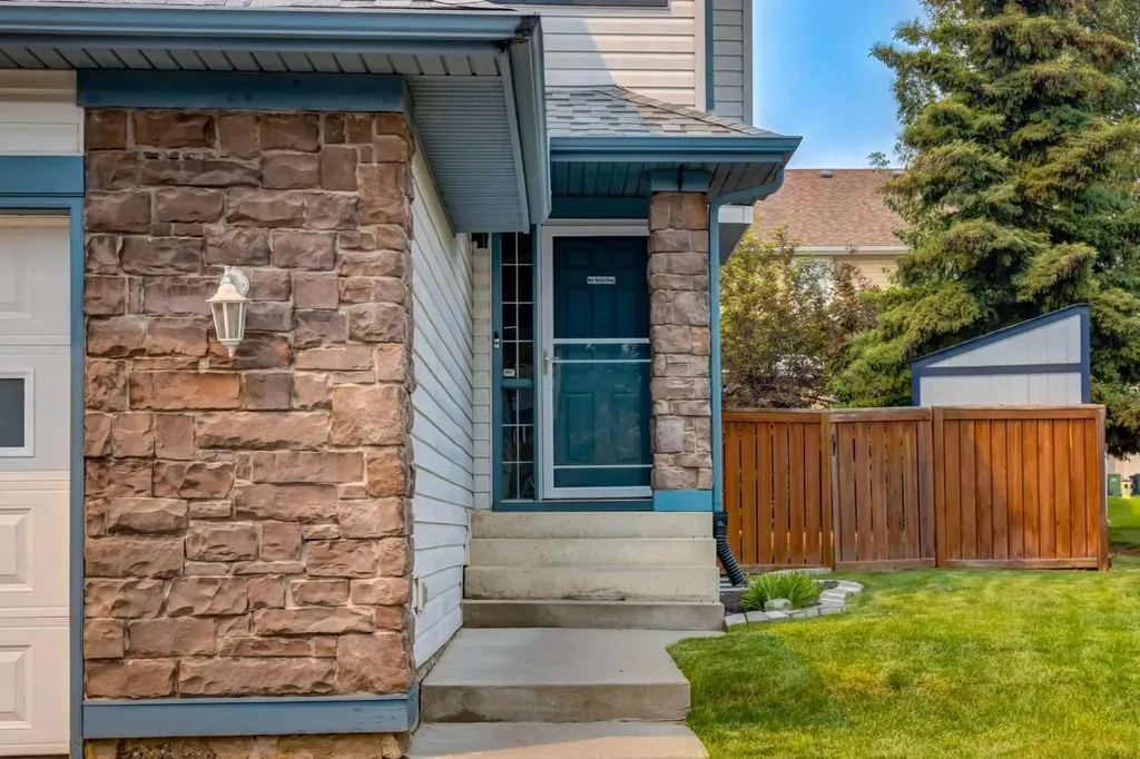 156 Tuscany Meadows Close NW Calgary AB T3M 2M9