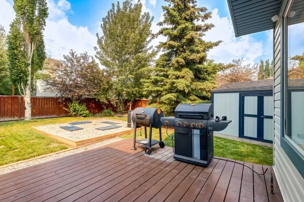 156 Tuscany Meadows Close NW Calgary AB T3M 2M9