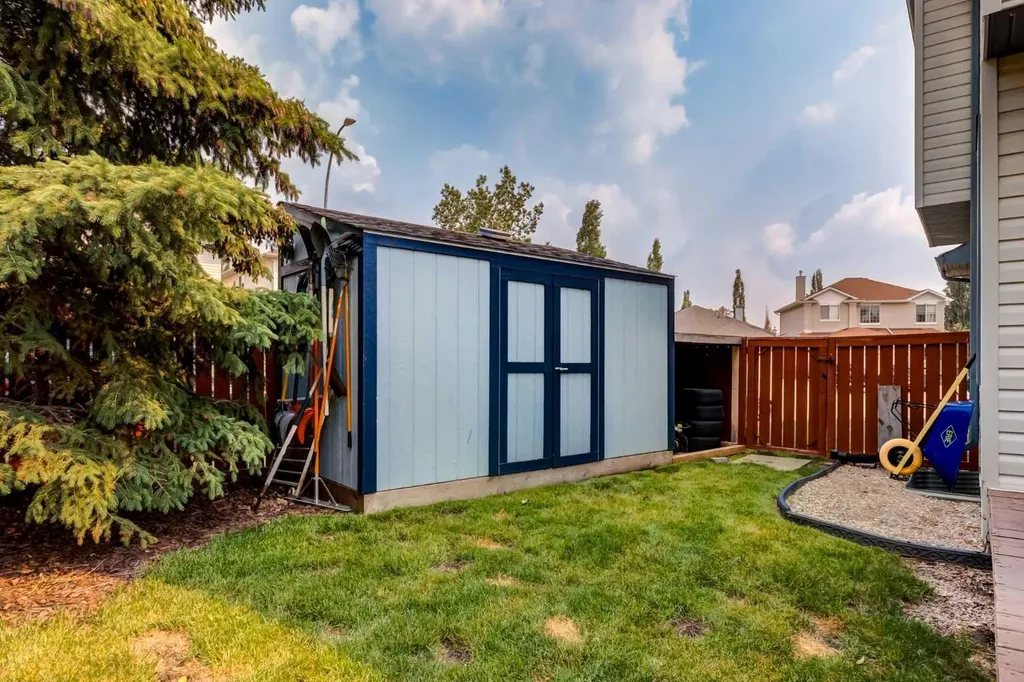 156 Tuscany Meadows Close NW Calgary AB T3M 2M9