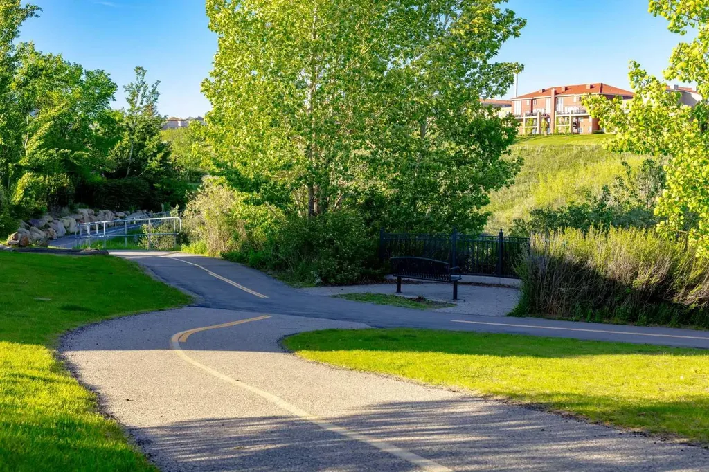 156 Tuscany Meadows Close NW Calgary AB T3M 2M9